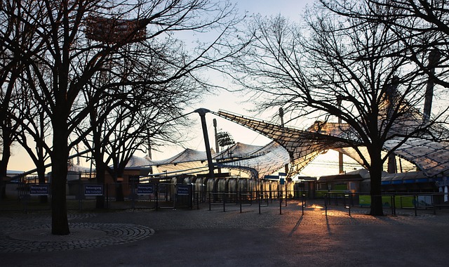 复杂而又多 复杂而又多